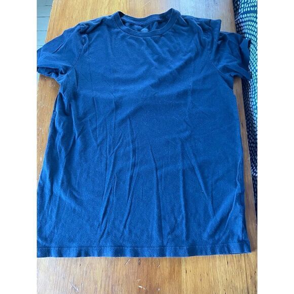 Boys bundle of t-shirts tan, turquoise, navy blue XL - Picture 8 of 8